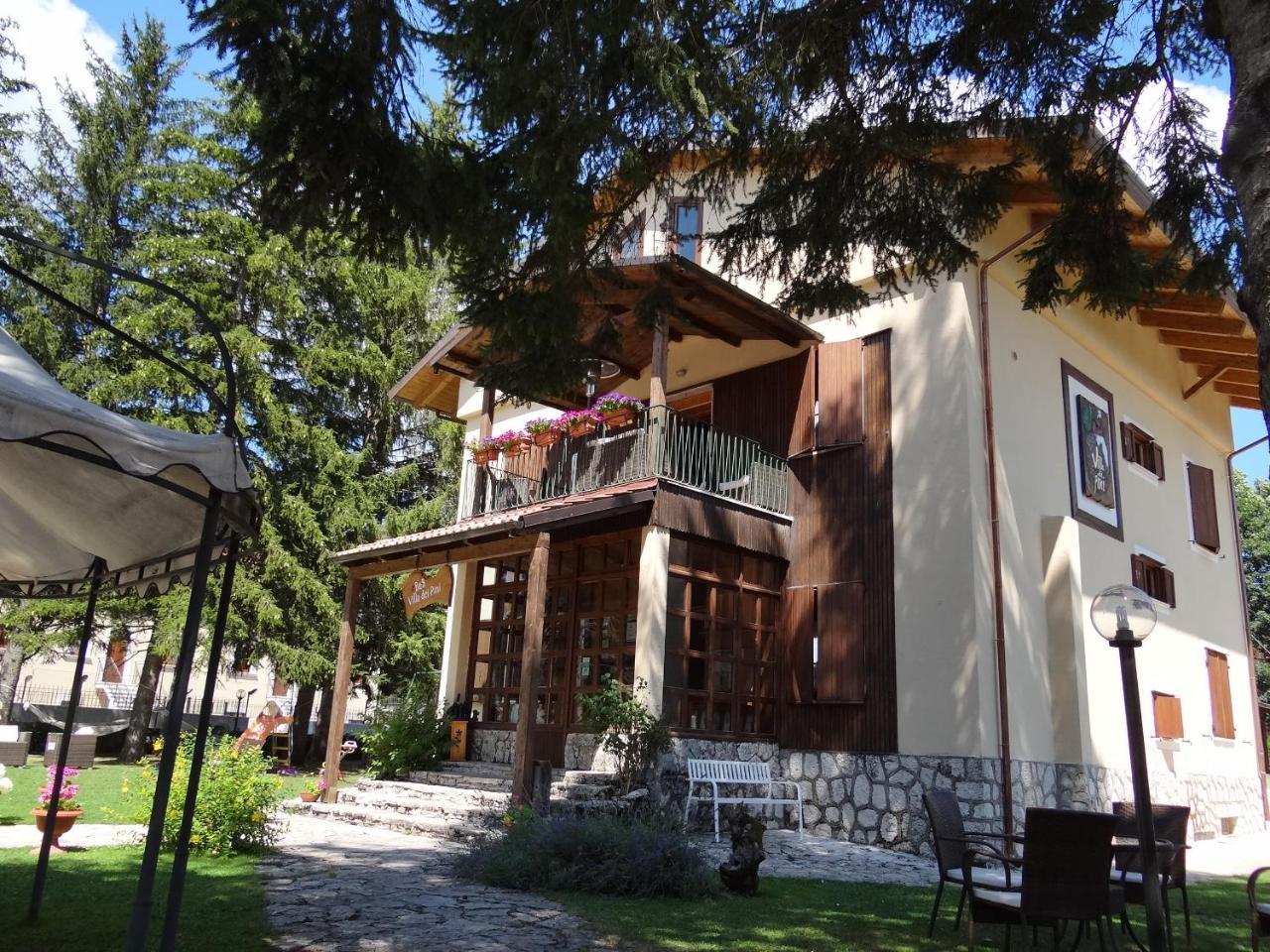 Villa Dei Pini Пескассероли Экстерьер фото